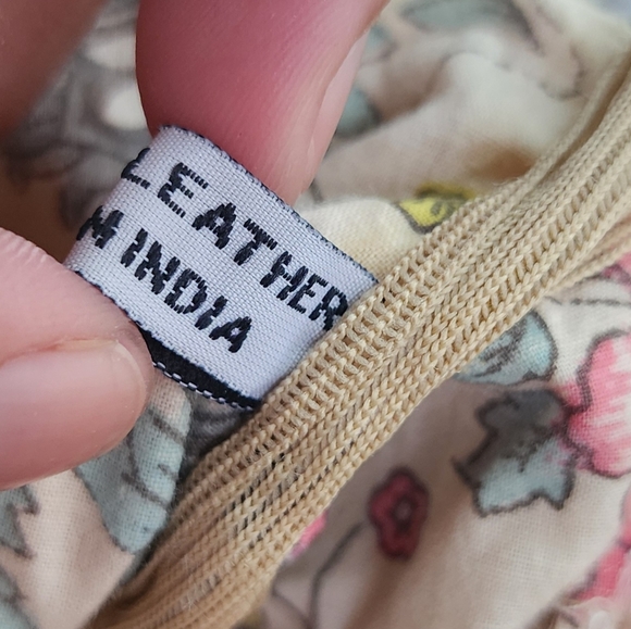 Latico NJ. USA Genuine Leather Yellow Shoulder Bag - Picture 8 of 14